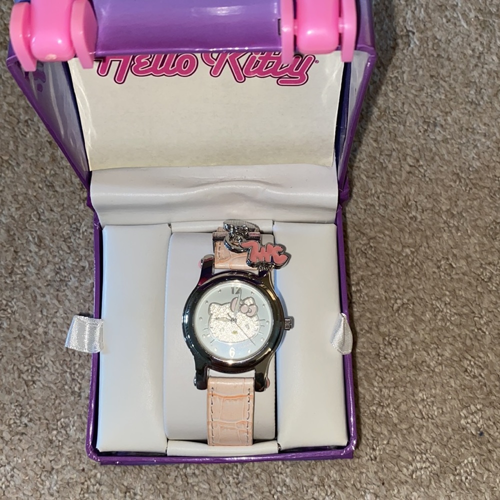 hello kitty bundle - Picture 2 of 7